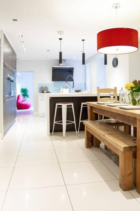 Edge14- Spacious, Stylish And Near The Beach! Newquay  Bagian luar foto